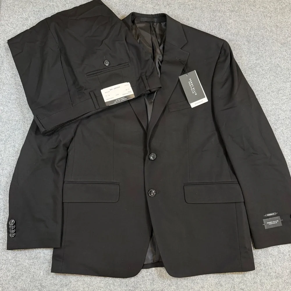 Perry Ellis Portfolio Mens 2 Piece Suit 40S 33W Black Modern Fit EALE2RAA0005